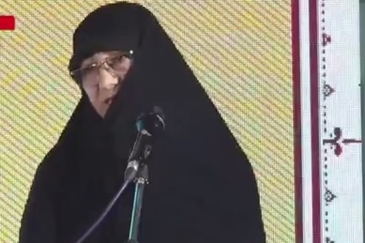 همسر شهید سپهبد رشید: شهادت تنها فرزندم و همسرم امتحان الهی بود