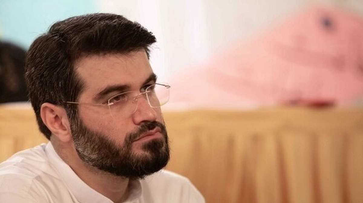 قطار انقلاب برای برخی فقط یک واگن کوچک است