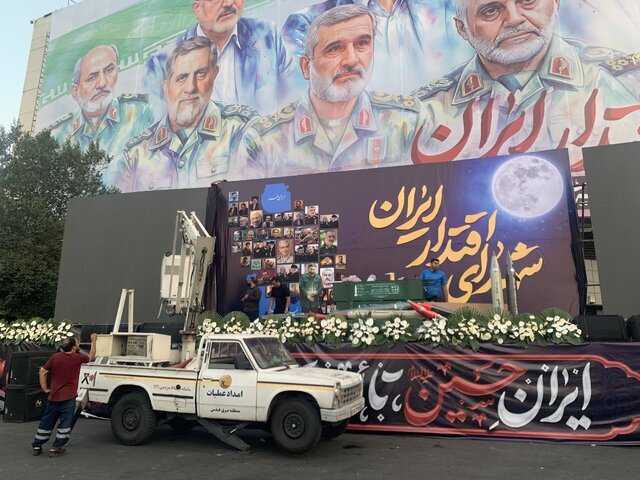 آماده‌سازی مسیر تشییع شهدا از سحرگاه آغاز شد