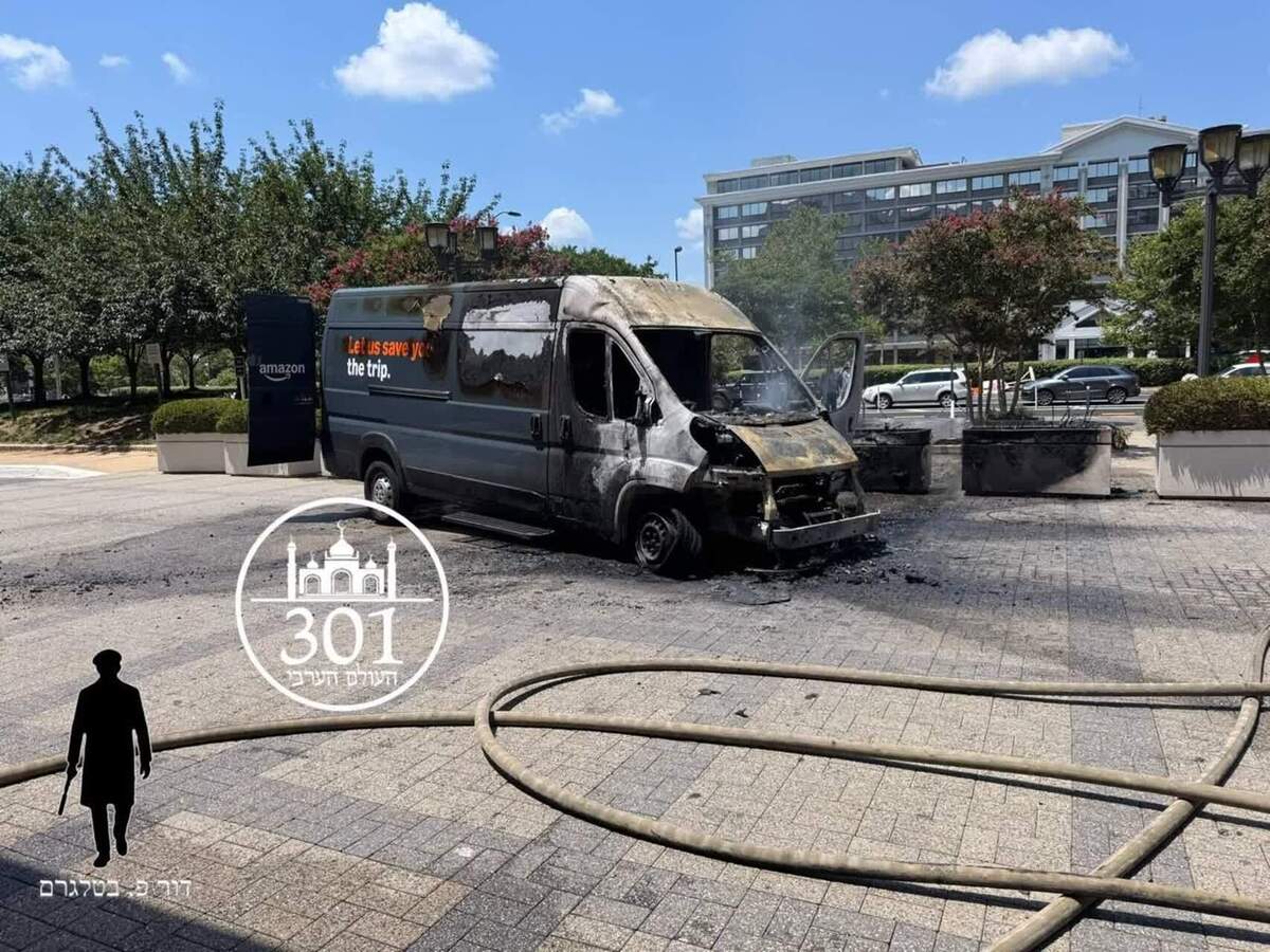 انفجار مرموز یک خودرو در آمریکا