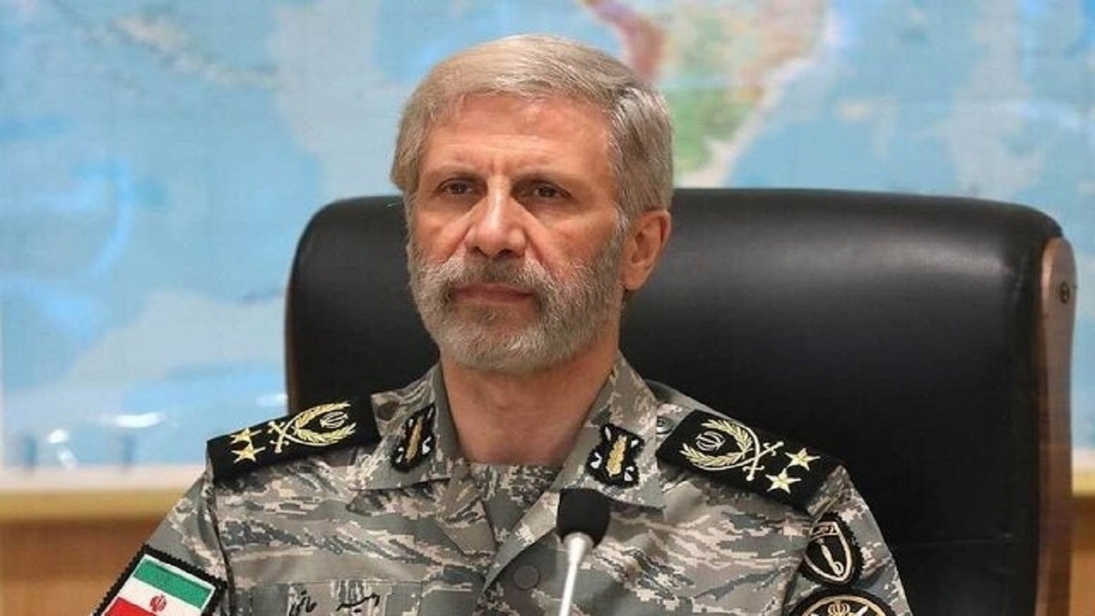سرلشکر حاتمی: امروز به لطف الهی از هر روز دیگر آماده‌تر هستیم