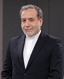 گفتگو تلفنی وزرای خارجه ایران و سه کشور اروپایی/رفع تحریم، محور رایزنی عراقچی