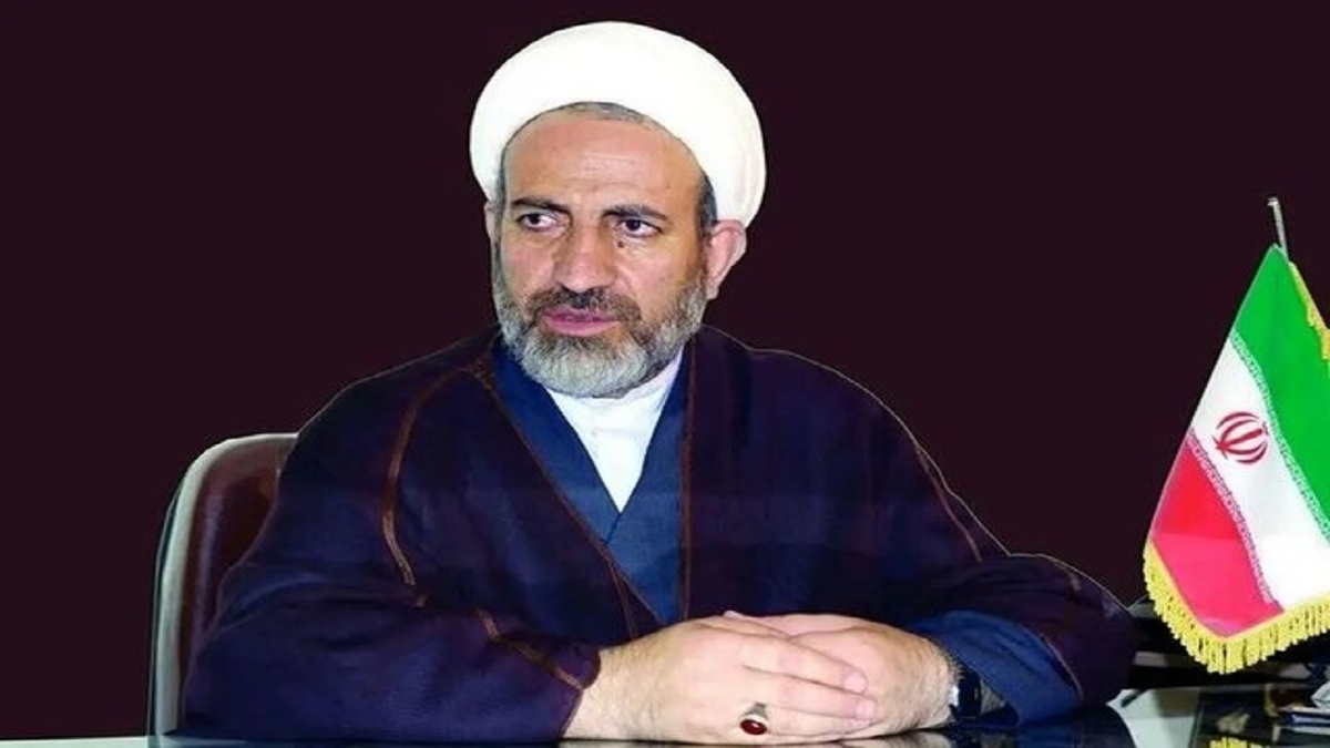 نماینده مجلس: برکناری معاون هنری وزارت ارشاد باید زودتر انجام می‌شد!