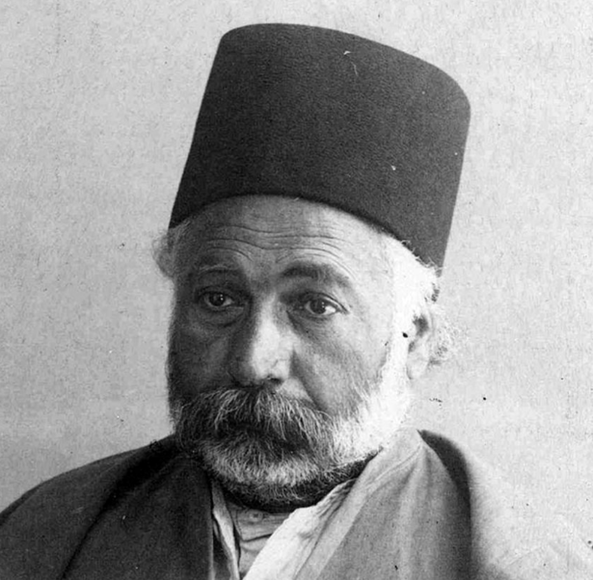 نابغه گمنام ايران