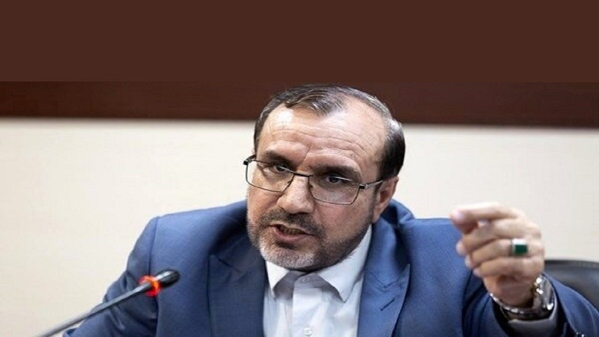 مافیای خودرو اجازه کاهش قیمت را نمی‌دهد/چرا خودروسازها واردات انجام می‌دهند؟