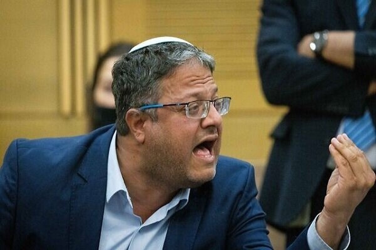 افتخار وزیر صهیونسیت به وحشی‌گری جلوی دوربین:ما این‌ها را شکنجه می‌کنیم!!
