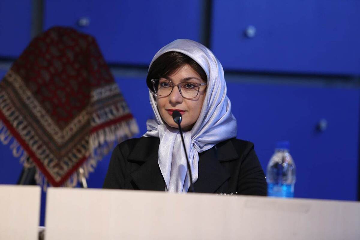 دکتر مریم سلیمی شاخص‌های حرفه‌ای تولید اینفوگرافیک را در بیستمین جشنواره ملی انتشارات روابط‌عمومی تشریح کرد