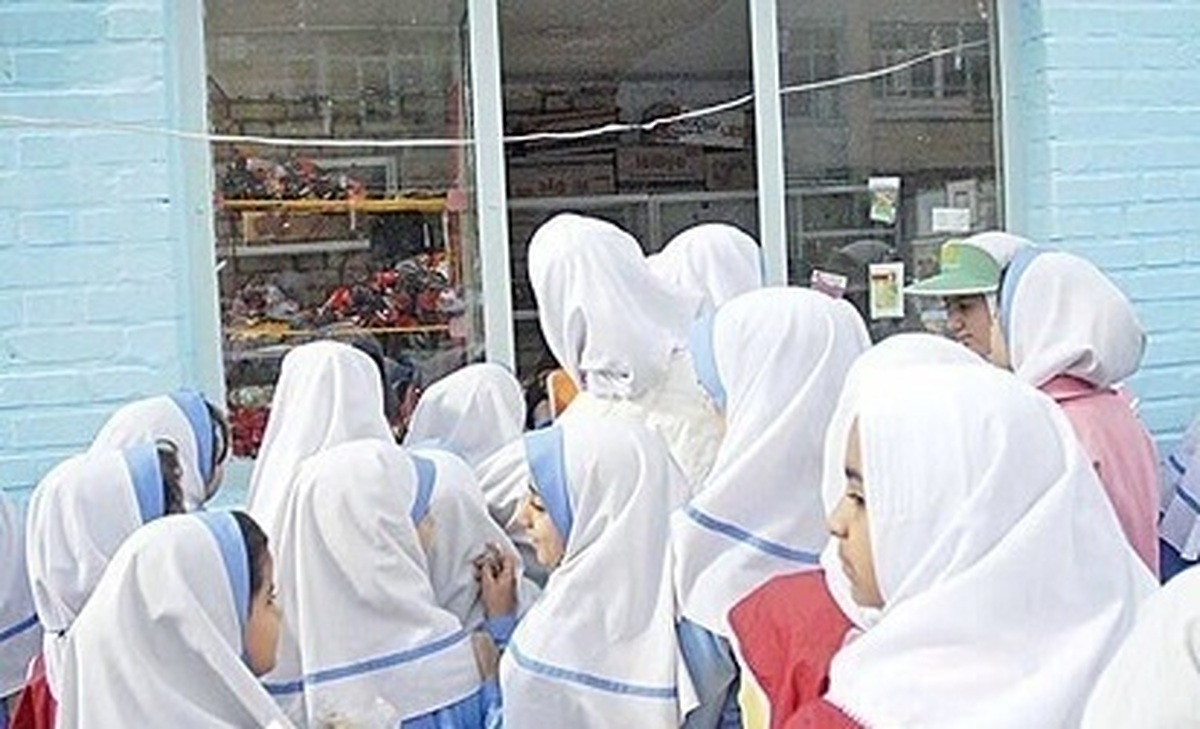 ممنوعیت عرضه فست‌فود در مدارس و برخورد با متخلفان