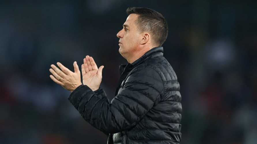 شروع طوفانیِ سرخها با ویرا شروع طوفانیِ سرخها با ویرا