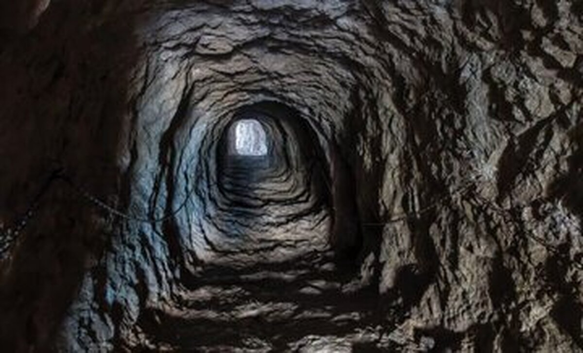 تونل‌های مخفی در پایتخت؛ آن‌سوی لوله‌های بی‌مجوز