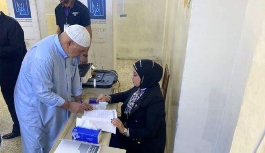 میزان مشارکت در انتخابات پارلمانی عراق از ۵۴ درصد فراتر رفت میزان مشارکت در انتخابات پارلمانی عراق از ۵۴ درصد فراتر رفت