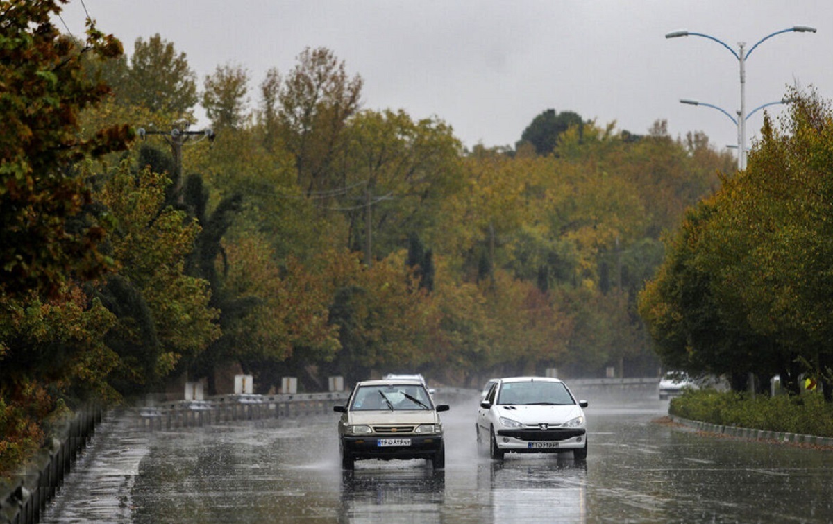 بارش باران با ورود سامانه بارشی به کشور بارش باران با ورود سامانه بارشی به کشور