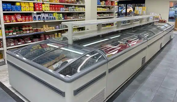 سرمایی که میفروشد؛ روایت مدرن از فریزرهای مغازه و فروشگاههای هوشمند سرمایی که میفروشد؛ روایت مدرن از فریزرهای مغازه و فروشگاههای هوشمند