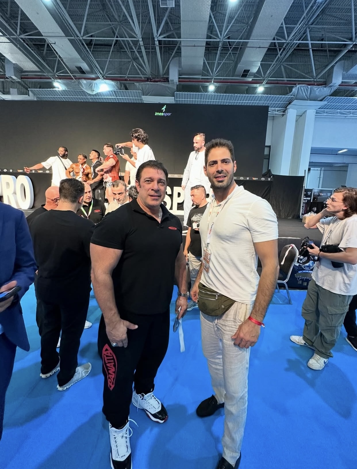 گزارش وحید مداحی از نمایشگاه و مسابقات ورزشی ازمیر ترکیه گزارش وحید مداحی از نمایشگاه و مسابقات ورزشی ازمیر ترکیه