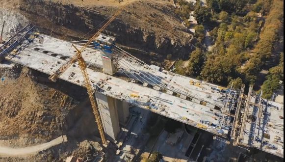 پیشرفت ۹۰ درصدی پل بیلقان؛ بزرگترین سازه اکسترادوز غرب آسیا در آستانه بهرهبرداری / نماد شکوفایی مهندسی ایرانی و یک افتخار ملی پیشرفت ۹۰ درصدی پل بیلقان؛ بزرگترین سازه اکسترادوز غرب آسیا در آستانه بهرهبرداری / نماد شکوفایی مهندسی ایرانی و یک افتخار ملی