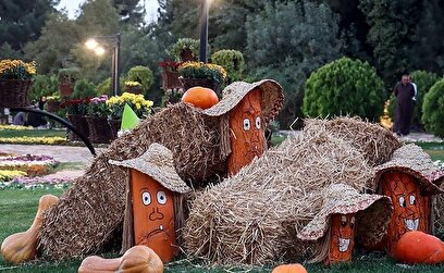 چهارمین جشنواره طعم و رنگ پاییز در باغ مشهد