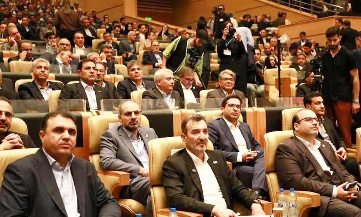 خبر خوش سمیعینژاد برای فعالان زنجیره فولاد و معدن: ارز صادراتی در تالار دوم عرضه میشود خبر خوش سمیعینژاد برای فعالان زنجیره فولاد و معدن: ارز صادراتی در تالار دوم عرضه میشود