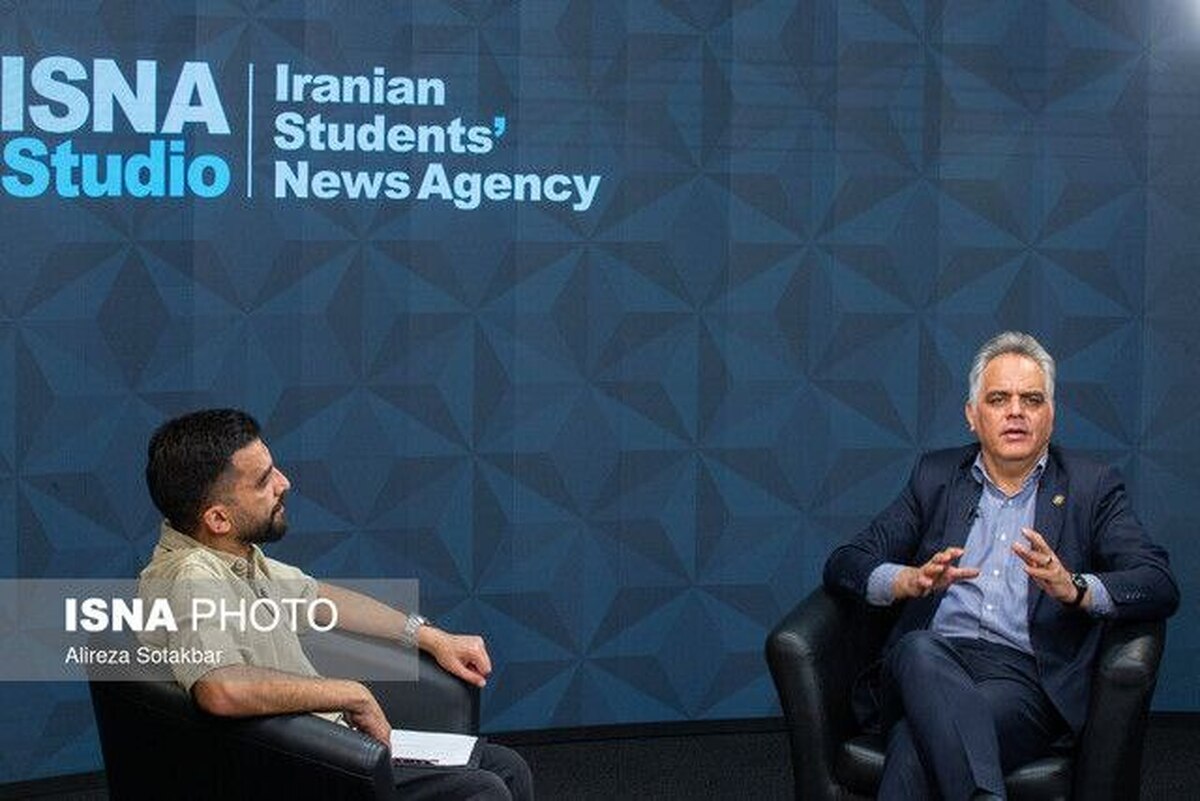 درآمد پایین و فشار کاری بالا؛ ۲ چالش جدی پرستاران درآمد پایین و فشار کاری بالا؛ ۲ چالش جدی پرستاران