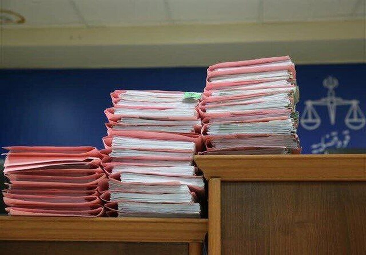 ۲۰۰ سال زندان برای اعضای باند بزرگ قاچاق سوخت ۲۰۰ سال زندان برای اعضای باند بزرگ قاچاق سوخت