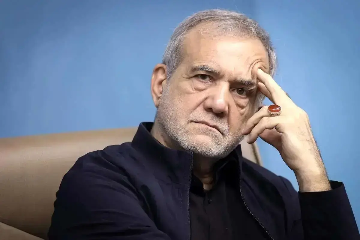 آقای پزشکیان اصلاح نظام اداری کشور به دستان چه کسانی سپرده شده است؟! آقای پزشکیان اصلاح نظام اداری کشور به دستان چه کسانی سپرده شده است؟!