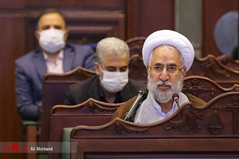 شاهرگ اقتصاد کشور در دست دلالان ارز؛ دادستان کل کشور زنگ خطر را به صدا درآورد شاهرگ اقتصاد کشور در دست دلالان ارز؛ دادستان کل کشور زنگ خطر را به صدا درآورد