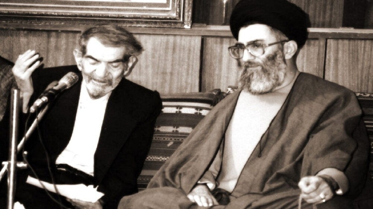 شعرخوانی استاد شهریار در محضر رهبر انقلاب + فیلم شعرخوانی استاد شهریار در محضر رهبر انقلاب + فیلم