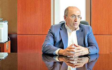 آقای کشاورز! ۸ میلیارد دلار ارز دولتی سوخت؛ پاسخگوی وعده‌های خو باشید!