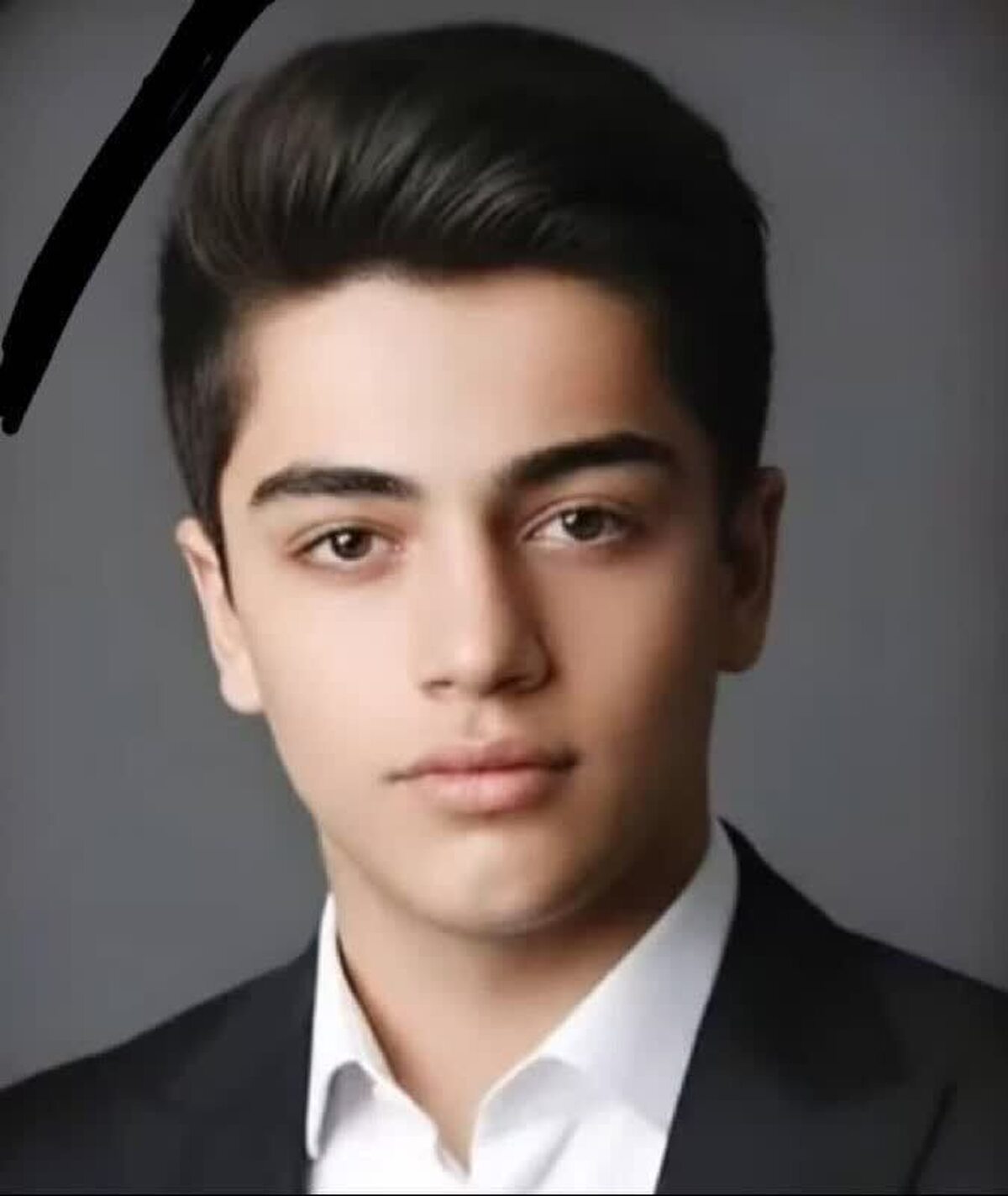 «آقازاده‌ای» که نخواست آقازاده باشد؛ سوختن میان شعله‌های آتش و نان حلال