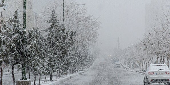 بارش برف پاییزی در شهرکرد