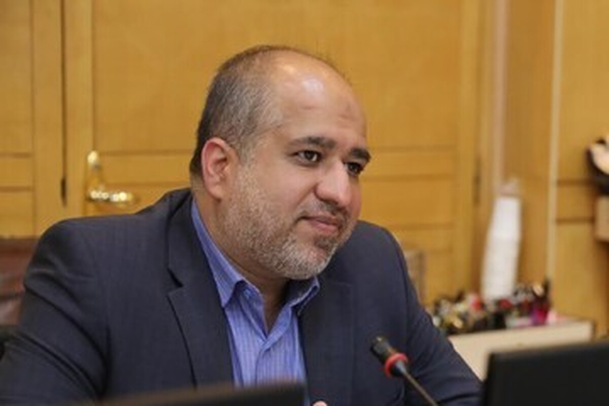 خضریان: مجلس با تقویت ابزارهای قانون‌گذاری، نظارت مؤثر و پشتیبانی بودجه‌ای به نیروی دریایی کمک می کند