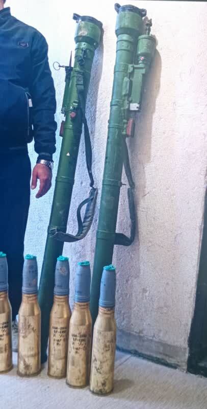 کشف و ضبط تسلیحات جنگی سبک و نیمهسنگین در عملیات سربازان گمنام امام زمان (عج) کشف و ضبط تسلیحات جنگی سبک و نیمهسنگین در عملیات سربازان گمنام امام زمان (عج)