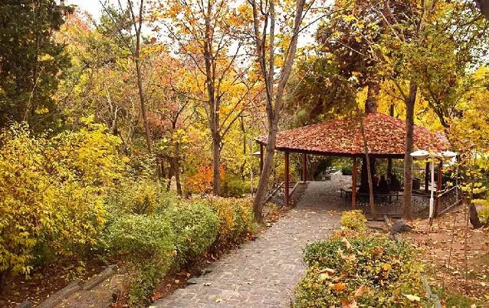 راهنمای جامع گردشگری استان تهران؛ از میراث کهن تا جاذبههای مدرن راهنمای جامع گردشگری استان تهران؛ از میراث کهن تا جاذبههای مدرن