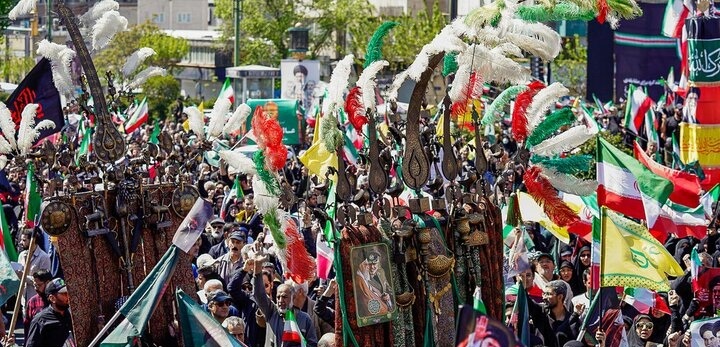 ایران، در سوگِ رهبری که هرگز پیر نمی‌شد