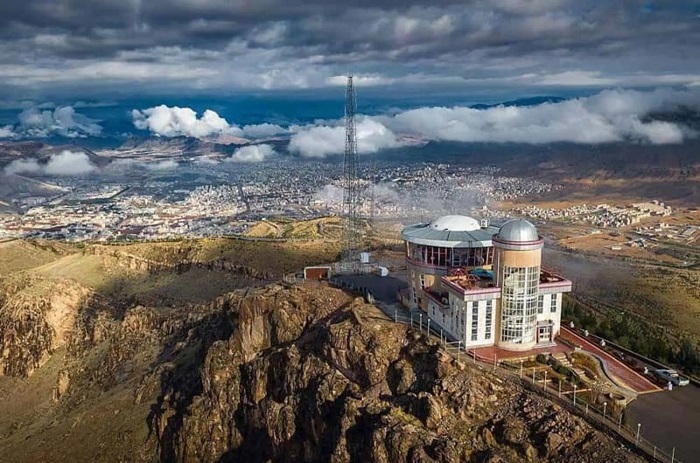لرستان؛ سرزمین آبشارها، تاریخ کهن و طعم‌های اصیل ایرانی