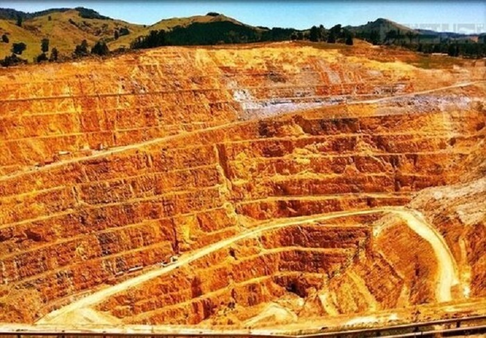 آذربایجان غربی؛ پیشران تجارت مرزی و قطب متنوع تولید در سال ۱۴۰۴ آذربایجان غربی؛ پیشران تجارت مرزی و قطب متنوع تولید در سال ۱۴۰۴