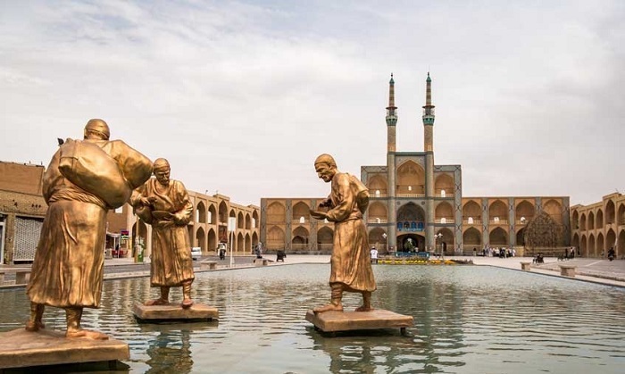 یزد ۱۴۰۴؛ قلب تپنده صنعت، معدن و صادرات ایران / استانی که اقتصاد کویر را متحول کرده است یزد ۱۴۰۴؛ قلب تپنده صنعت، معدن و صادرات ایران / استانی که اقتصاد کویر را متحول کرده است