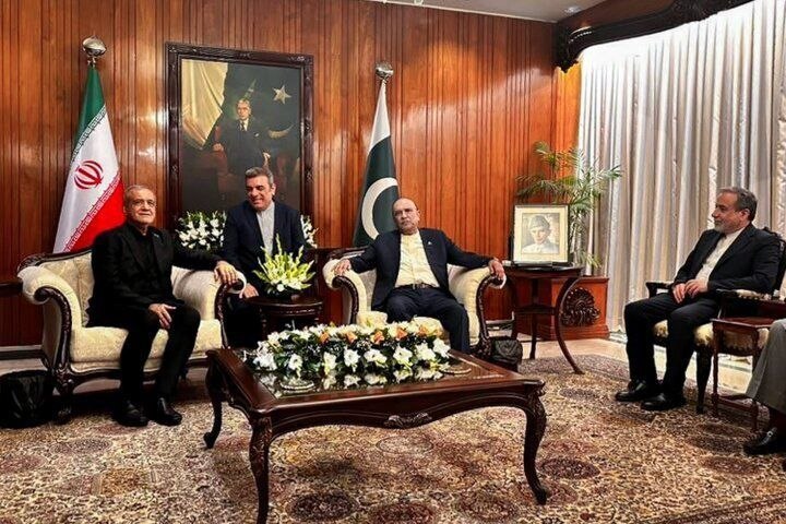 شهباز شریف: هفته آینده برای شرکت در مراسم تشییع رهبر شهید ایران به تهران می‌آیم