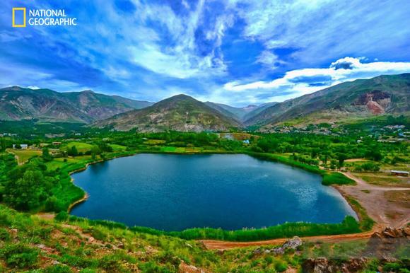 دریاچه ی زیبای اوان (Ovan) در الموت استان قزوین
