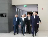 برادرانه با تیم مذاکره‌کننده کشورمان