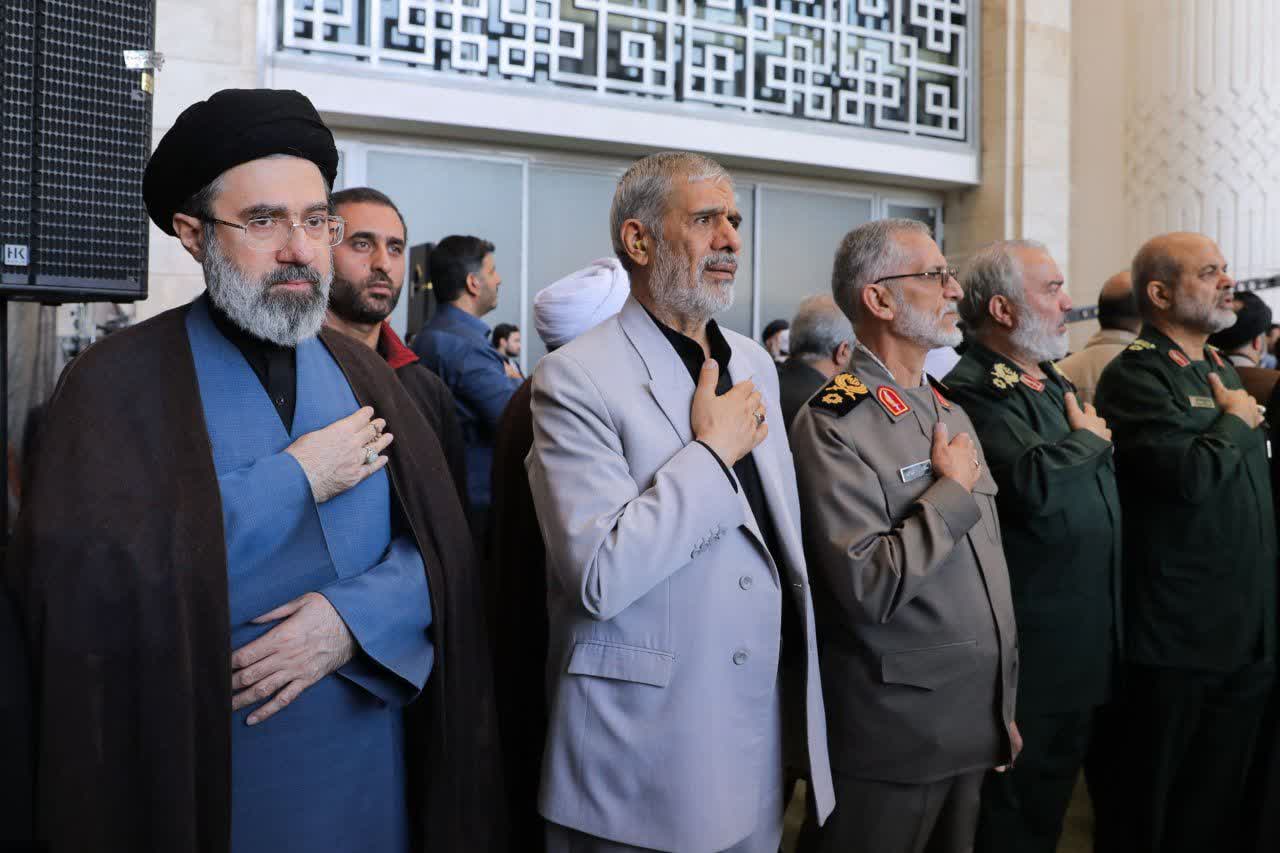 جمعه نصر؛ روزی که تهران ایستاد و پیام مقاومت از قلب پایتخت شنیده شد جمعه نصر؛ روزی که تهران ایستاد و پیام مقاومت از قلب پایتخت شنیده شد