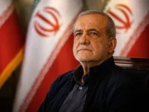پزشکیان: صرفه‌جویی مصرف بنزین باید از دولتی‌ها شروع شود