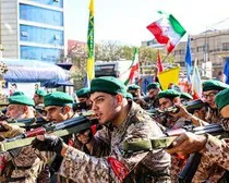 داش‌مشتی‌های تهران هم به میدان «جانفدایان» آمدند؛ رژه لوطی‌ها در خیابان