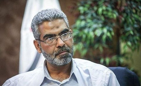 صمصامی: چرا باید قیمت بنزین با دلار جهانی محاسبه شود؟ / نرخ ۸۷ هزار تومانی چگونه به سفره مردم می‌رسد؟