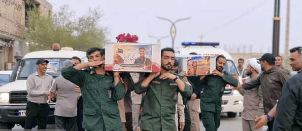 وداع با شهدای بوشهری جزیرۀ لاوان