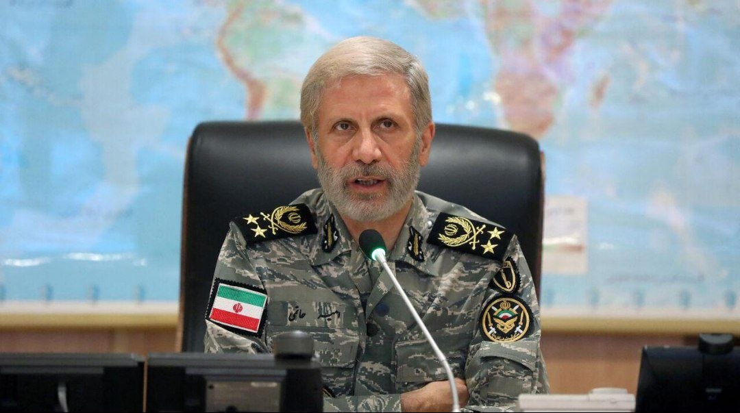 حاتمی: پیروز قطعی جنگ ایران است؛ هر اقدام دشمن با پاسخی چندبرابر روبهرو میشود حاتمی: پیروز قطعی جنگ ایران است؛ هر اقدام دشمن با پاسخی چندبرابر روبهرو میشود