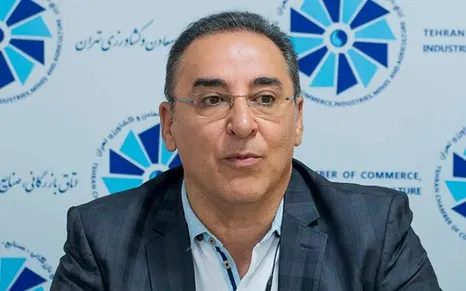 توقف ۸ هزار کامیون در مرزهای بازرگان و ریمدان