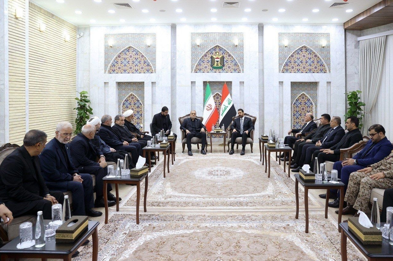 استقبال نخستوزیر عراق از پزشکیان در نجف استقبال نخستوزیر عراق از پزشکیان در نجف