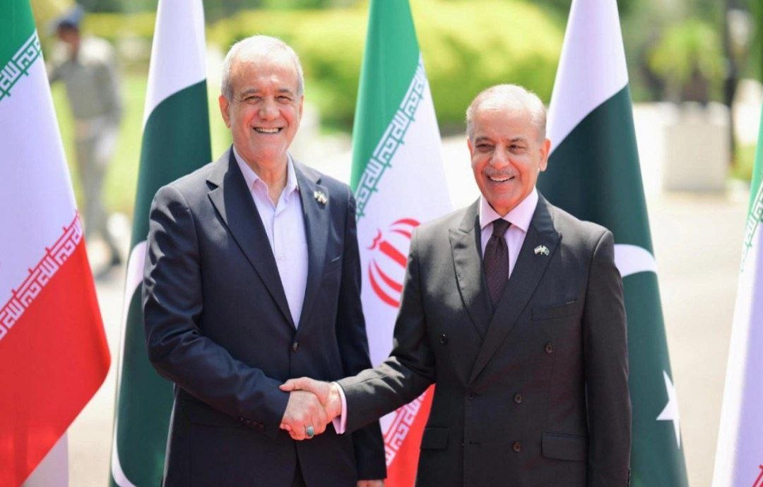پزشکیان از شانگهای برای ایران فرصت ساخت؛ هند، قرقیزستان و پاکستان در مسیر تعمیق همکاریها پزشکیان از شانگهای برای ایران فرصت ساخت؛ هند، قرقیزستان و پاکستان در مسیر تعمیق همکاریها