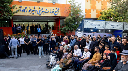به یاد بابا؛ فرزندان بهزیستی در سوگ رهبر شهید انقلاب
