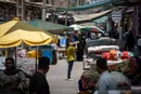 زندگی در اهواز زیر گرمای ۵۰ درجه و همزمان با حملات آمریکا؛ روایت یک روز از تاب‌آوری مردم